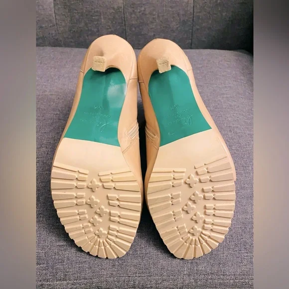 Donald J Pliner Lisa Tan Leather
Ankle Heel Stiletto Bootie & Open Toe - Picture 10 of 15